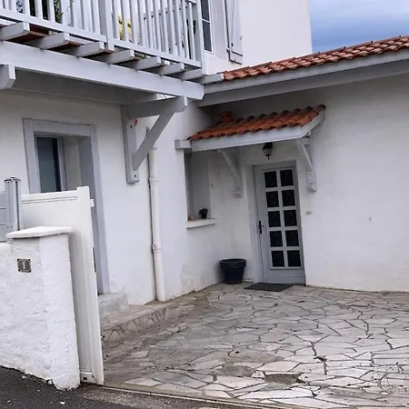 Hébergement de vacances Maison Familiale Avec Jardin, Terrasse Et Parking Biarritz