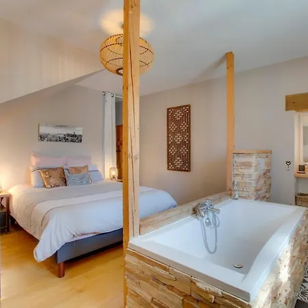Maison Familiale Avec Jardin, Terrasse Et Parking Hébergement de vacances *